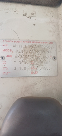 CHASSIS_MAKERS_PLATE