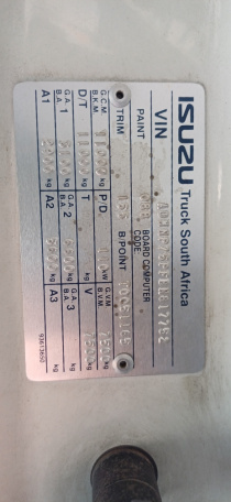 CHASSIS_MAKERS_PLATE