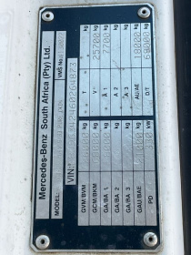CHASSIS_MAKERS_PLATE