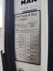 CHASSIS_MAKERS_PLATE