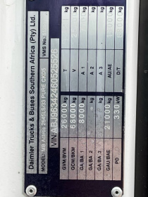 CHASSIS_MAKERS_PLATE