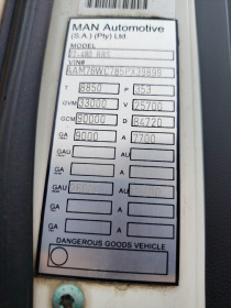 CHASSIS_MAKERS_PLATE