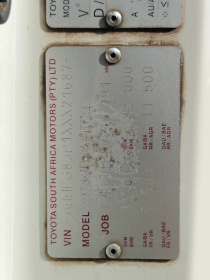 CHASSIS_MAKERS_PLATE