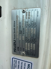 CHASSIS_MAKERS_PLATE