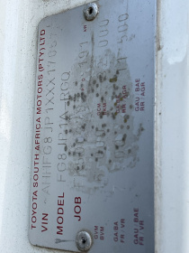 CHASSIS_MAKERS_PLATE