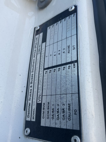 CHASSIS_MAKERS_PLATE