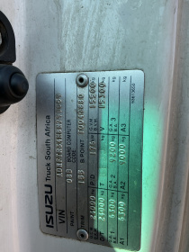 CHASSIS_MAKERS_PLATE