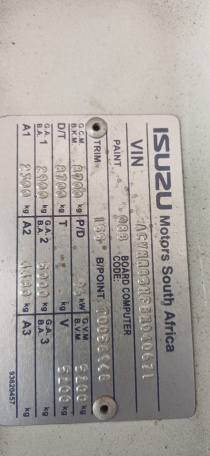 CHASSIS_MAKERS_PLATE